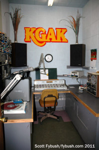 KGAK's production room