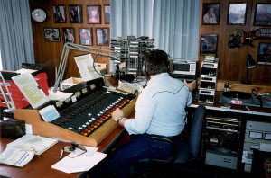 WKZV in 1997 (photo: radiohawk/Wikipedia)