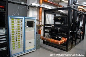 Antenna switch and monitoring