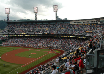 NERW 3/26/2012: Barnstable Sells LI Stations