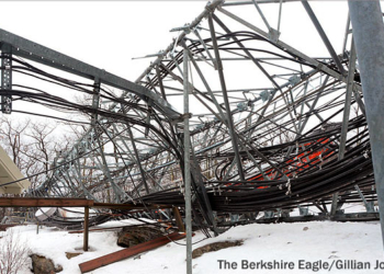Towers down on Florida Mountain (photo: Gillian Jones/The Berkshire Eagle)