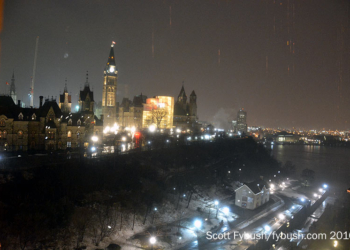 Site of the Week 8/5/16: Two Sides of the Border