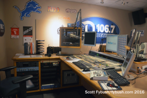 WDTW-FM studio