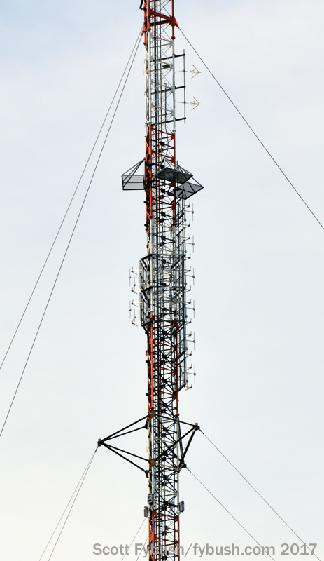 CFPL-FM antenna