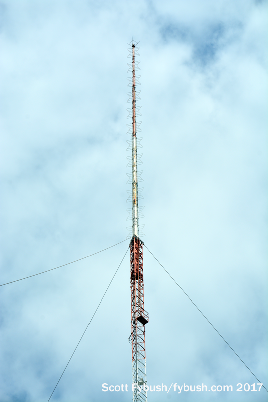 KNHL antenna