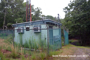 WLNG transmitter shack
