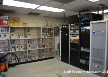 KHOW's "visible phasor" and transmitters