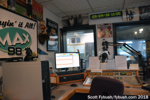 WWRZ Max 98.3 studio