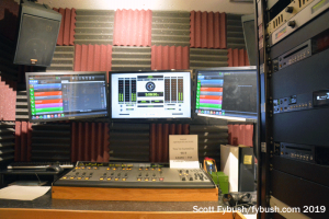 KAMU-FM studio