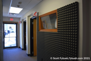 WGWE studio hallway