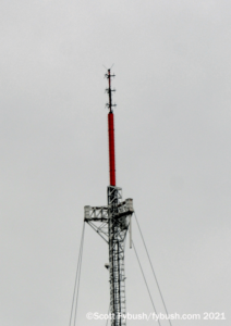 Candelabra antennas